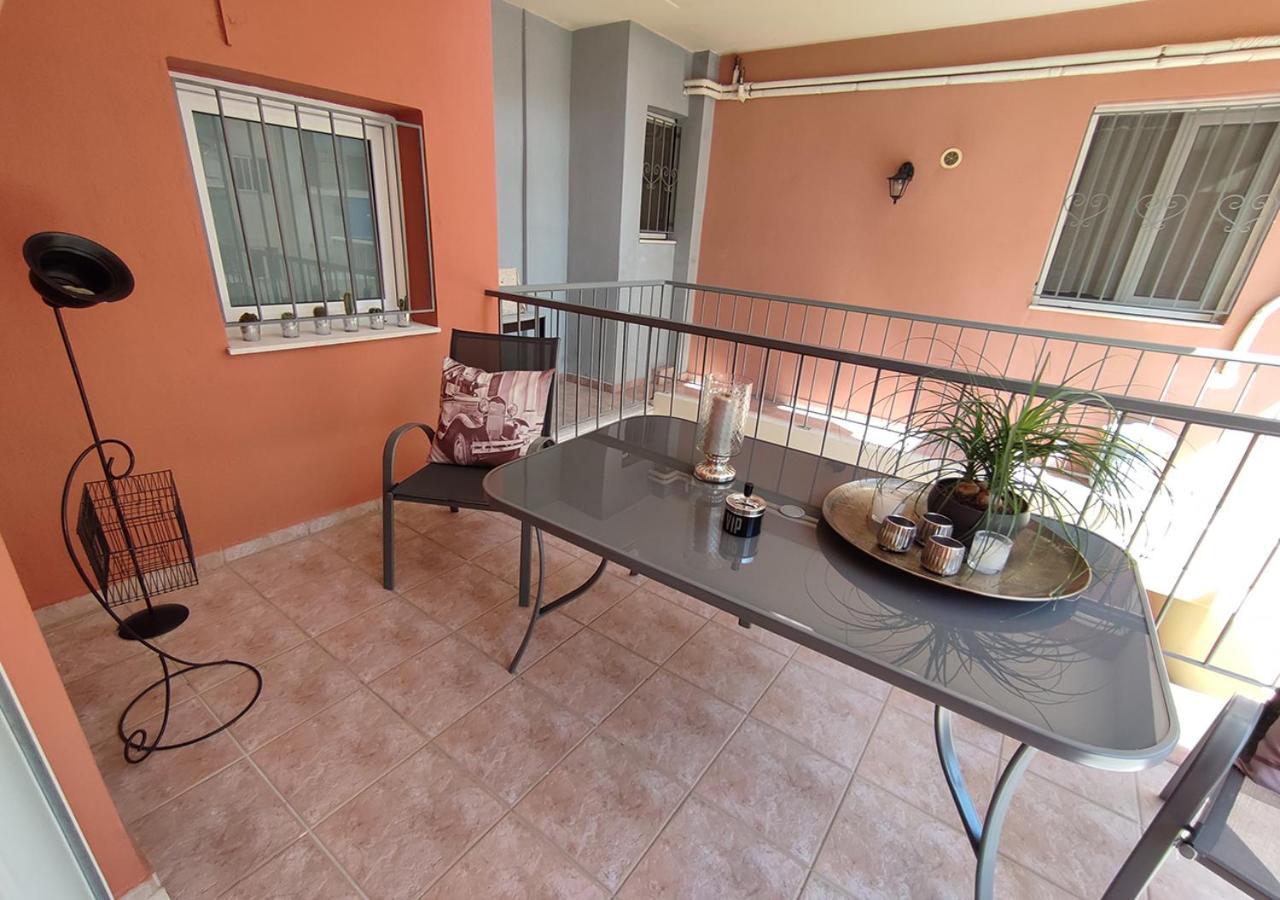 La Casa Di Chrysa Lárissa Exterior foto